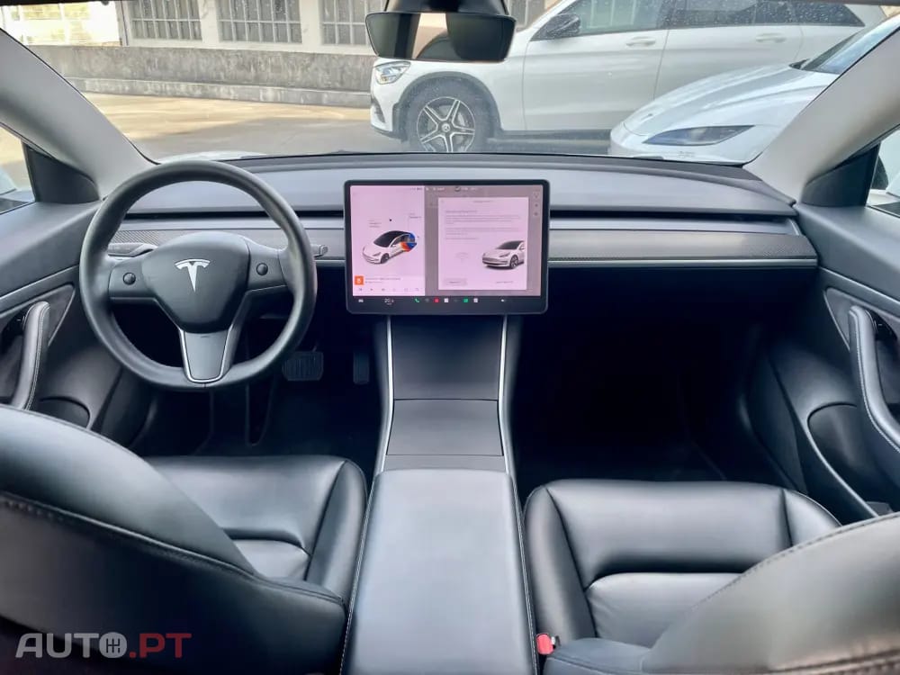 Tesla Model 3 Standard Range Plus RWD