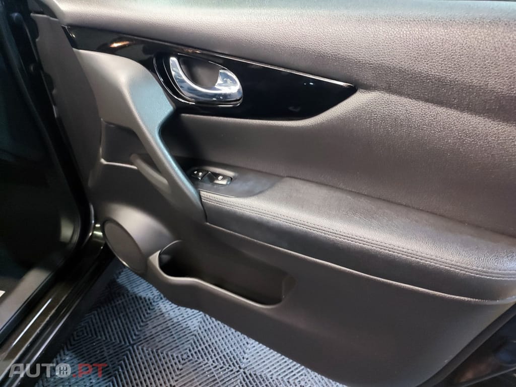 Nissan Qashqai 1.5 dCi N-Connecta Led