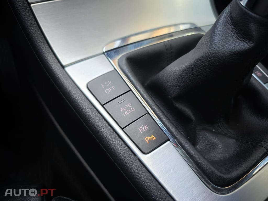 Volkswagen Passat CC 2.0 TDi
