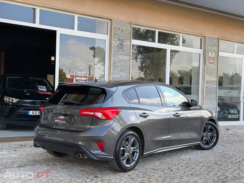 Ford Focus 1.0 EcoBoost ST-Line