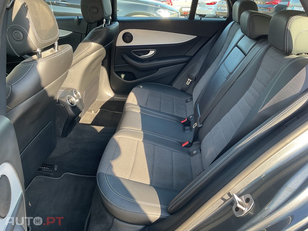 Mercedes-Benz E 300 de Avantgarde