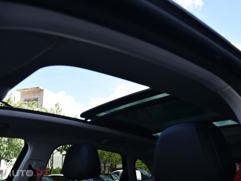 MG Marvel R 70 kWh AWD Performance