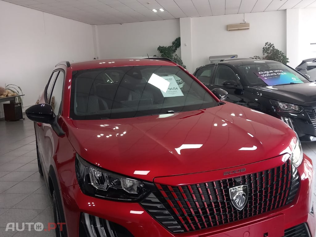 Peugeot 2008 Allure 1.2 PURETECH 100 CV