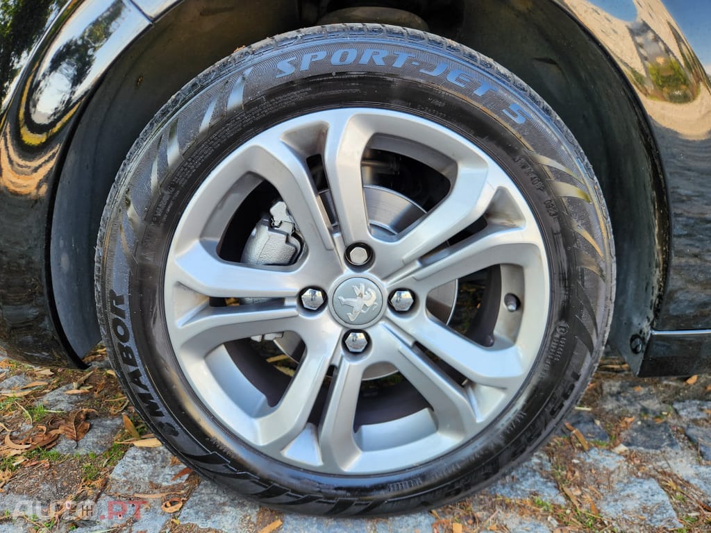 Peugeot 208 1.2 VTi Allure