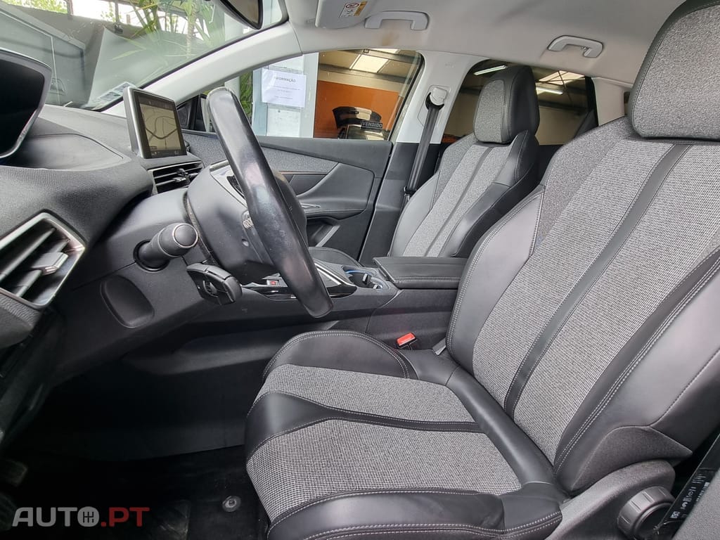 Peugeot 3008 1.6 BlueHDi Allure