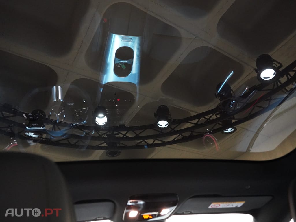 Mercedes-Benz CLA 250 com tecnologia EQ