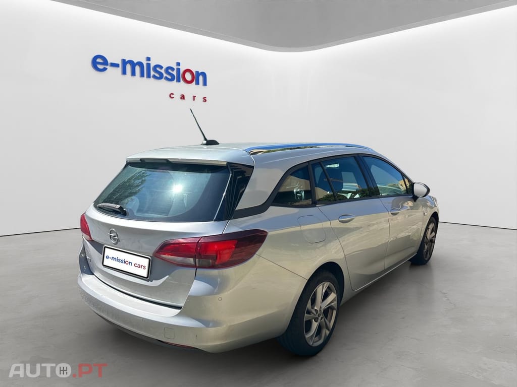 Opel Astra Sports Tourer 1.2 T Business