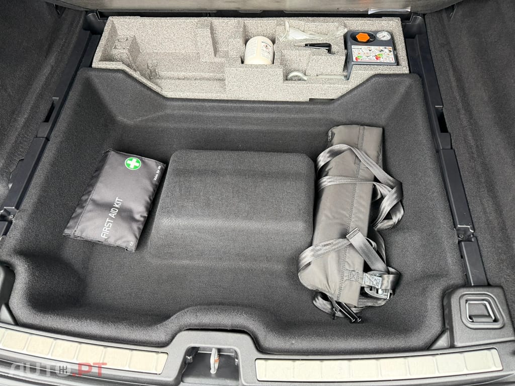 Volvo XC60 2.0 D4 Momentum Geartronic