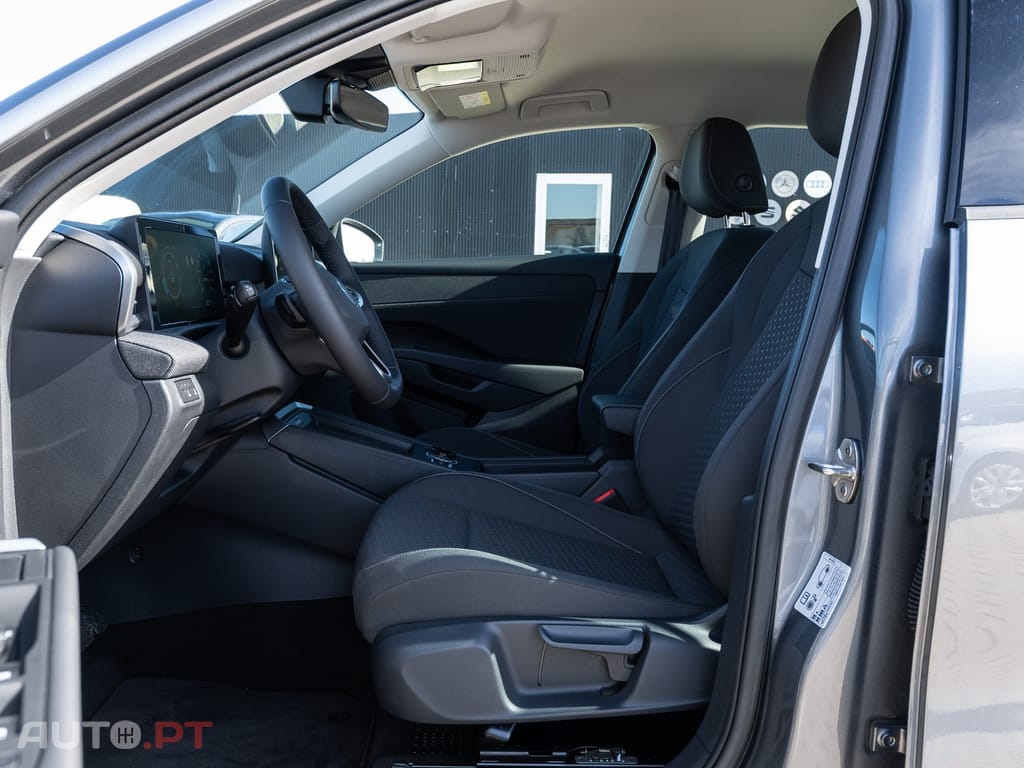 Volkswagen T-Roc 1.5 eTSI Trend DSG