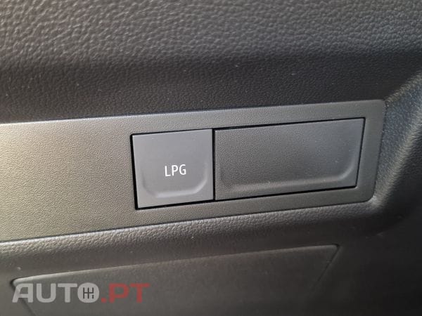 Renault Captur 1.0 TCe 100 Bi-Fuel techno