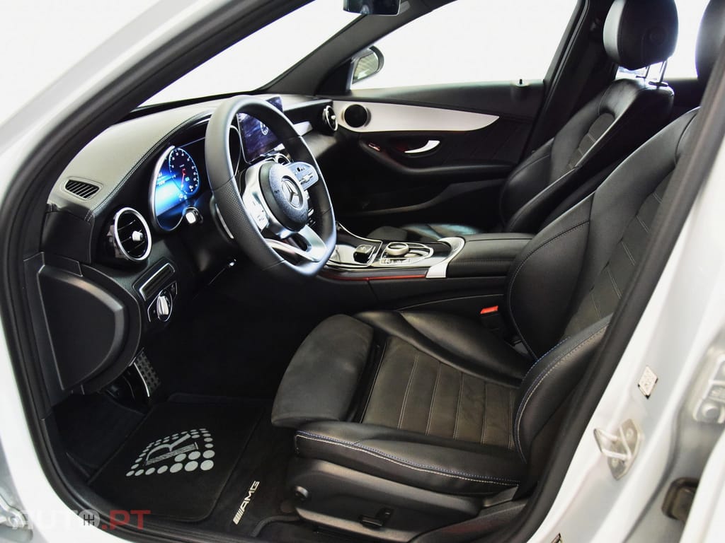 Mercedes-Benz C 300 de AMG Line