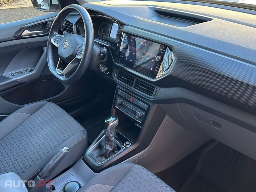 Volkswagen T-Cross 1.0 TSI Life DSG