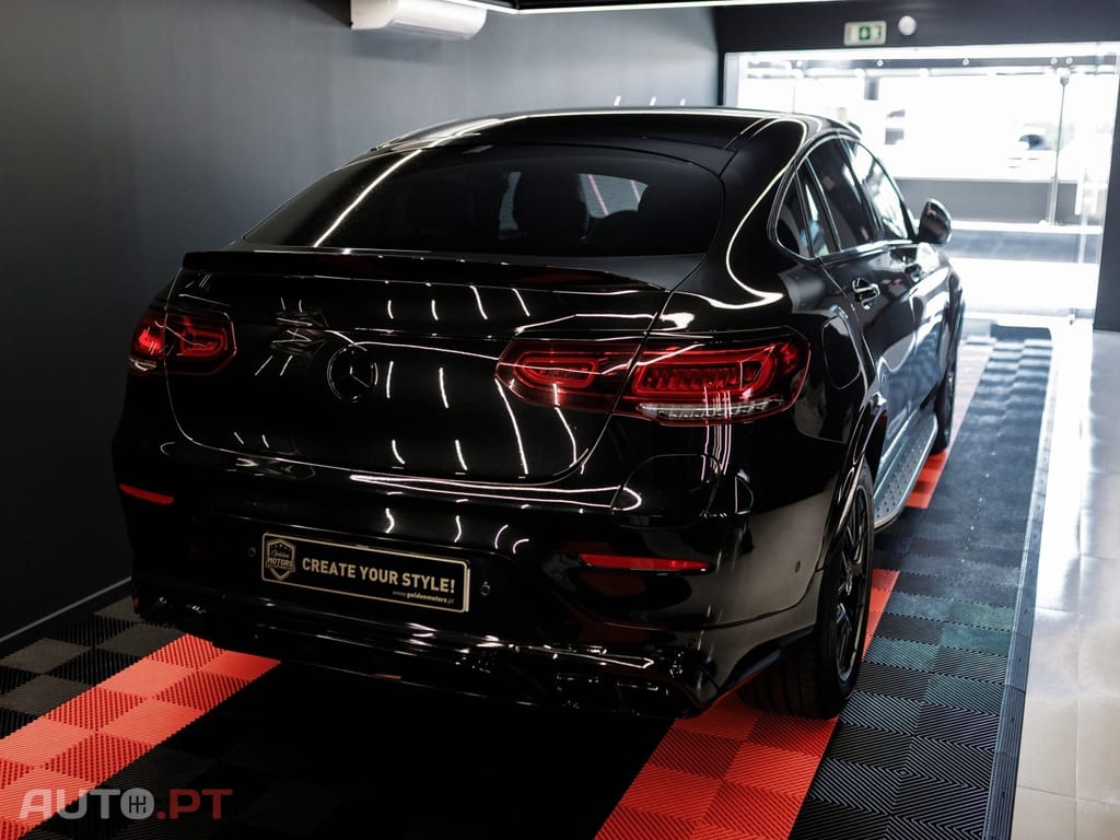 Mercedes-Benz GLC 300 de 4Matic 9G-TRONIC