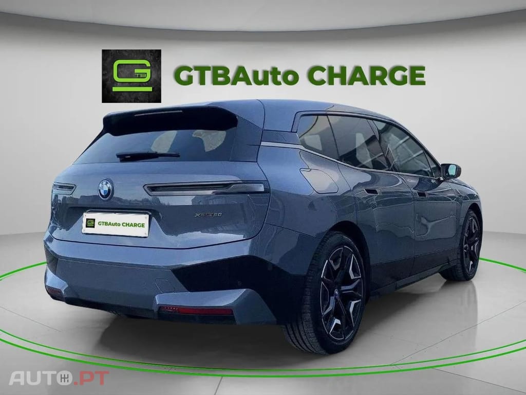 BMW iX xDrive50 I.V.A DEDUTÍVEL 