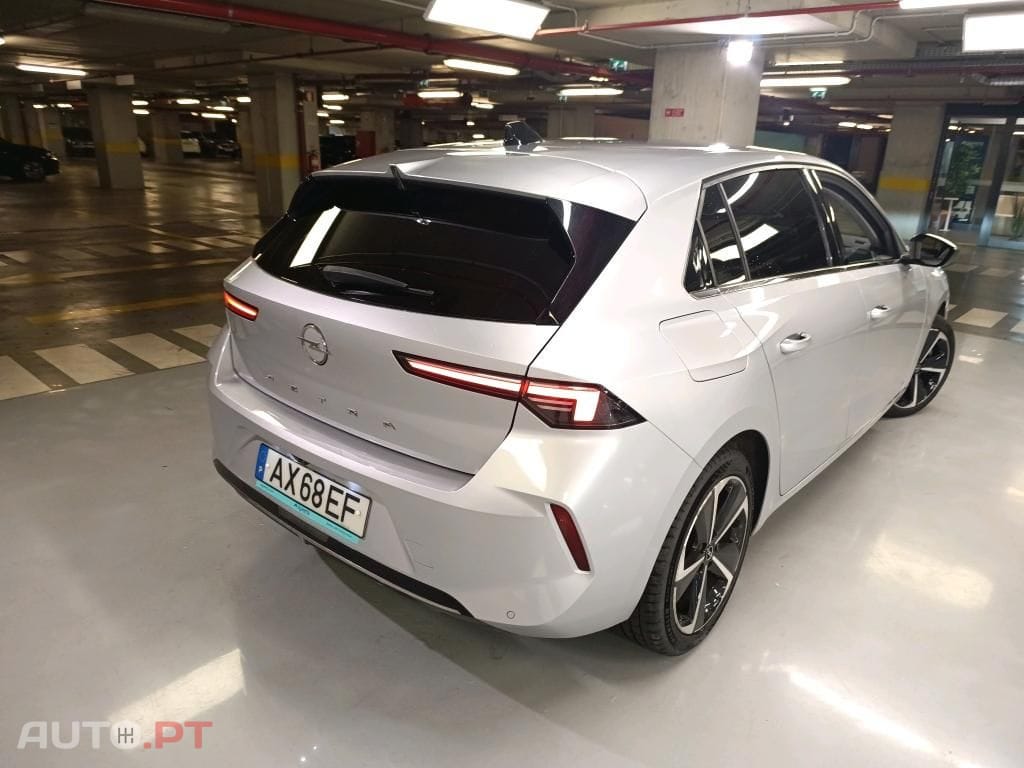 Opel Astra 1.5 D Elegance