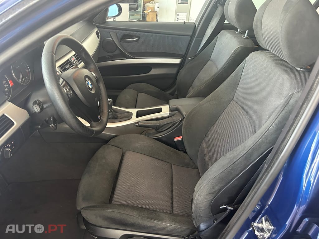 BMW 320 D TOURING PACK M