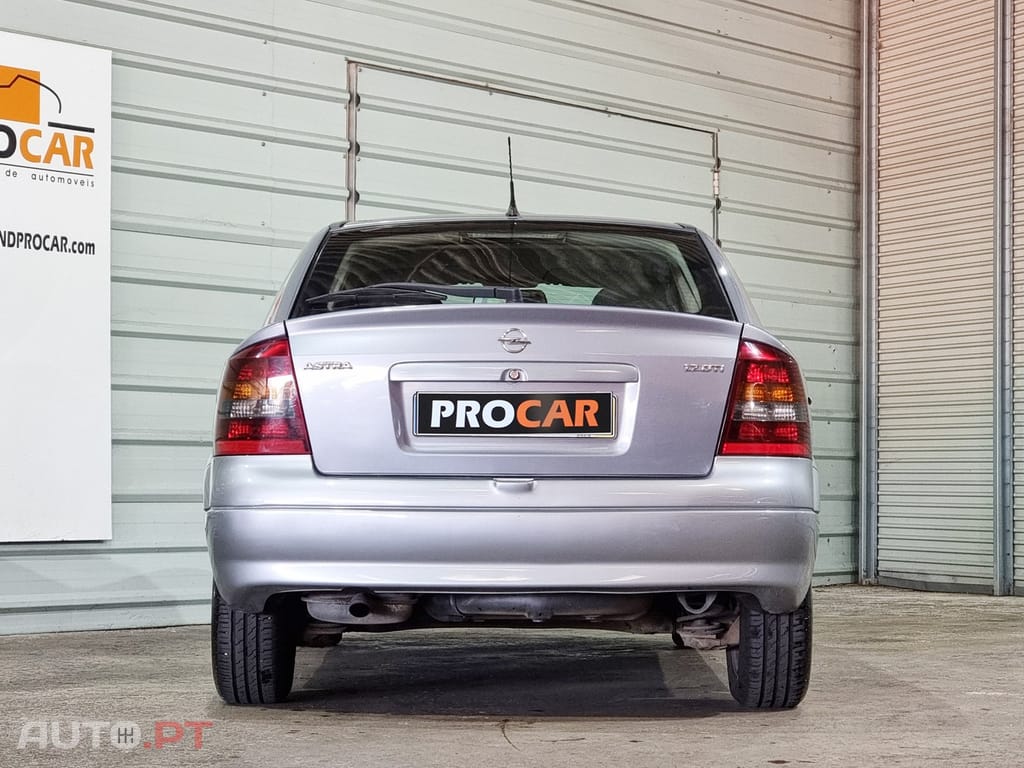 Opel Astra 1.7 DTi Club
