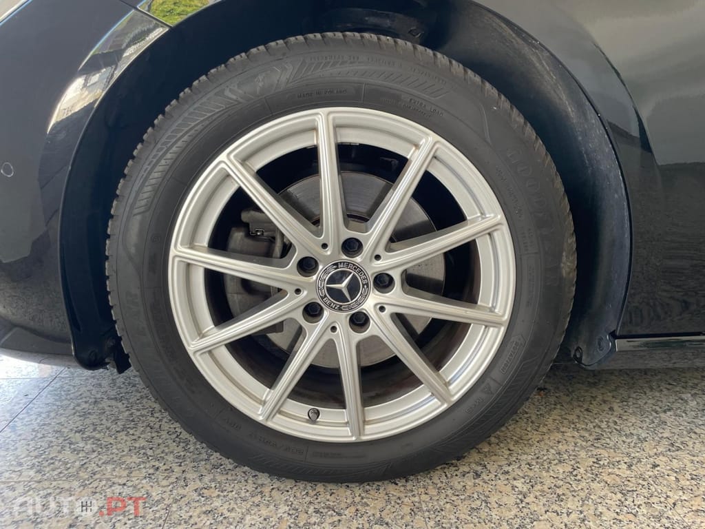 Mercedes-Benz CLA 180 d Shooting Brake Business Solutions Aut.