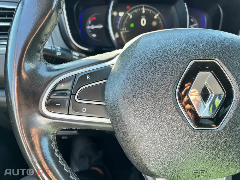 Renault Koleos 2.0 dCi Initiale Paris X-Tronic