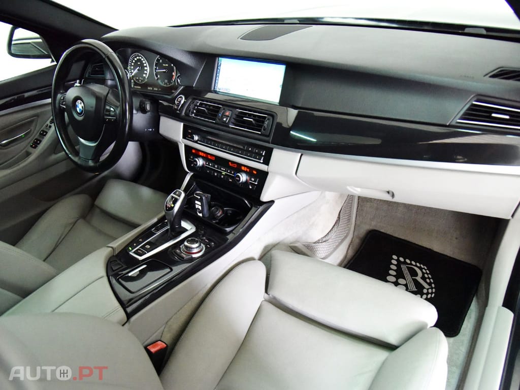 BMW 530 DA TOURING XDRIVE