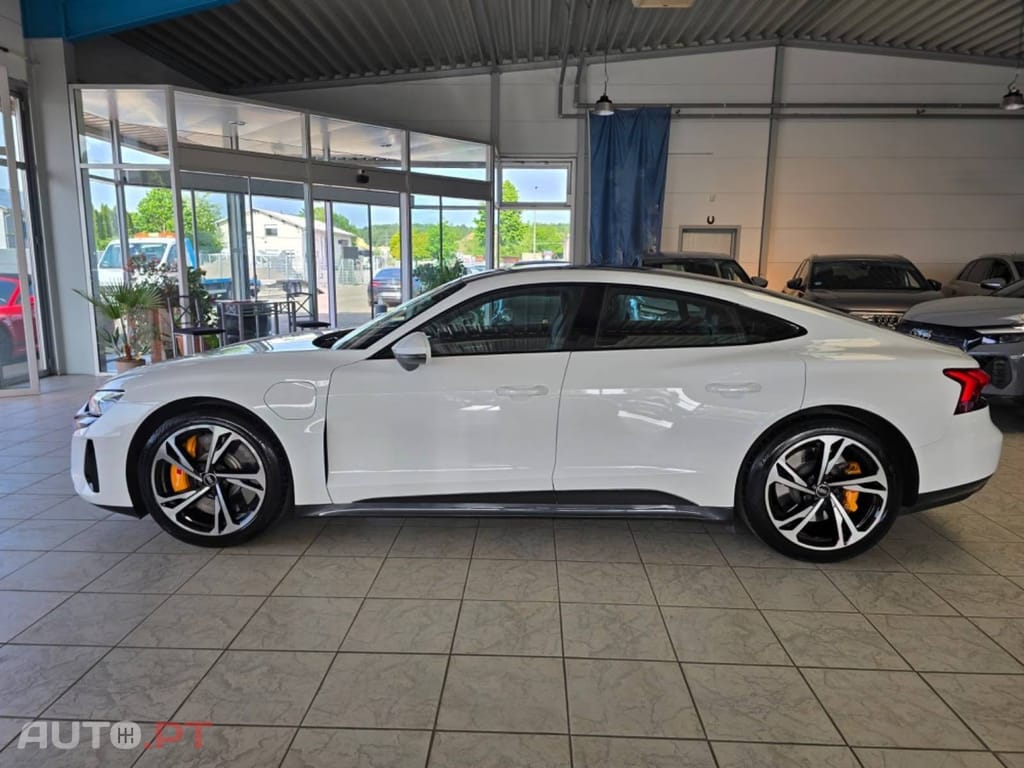 Audi E-Tron GT quattro