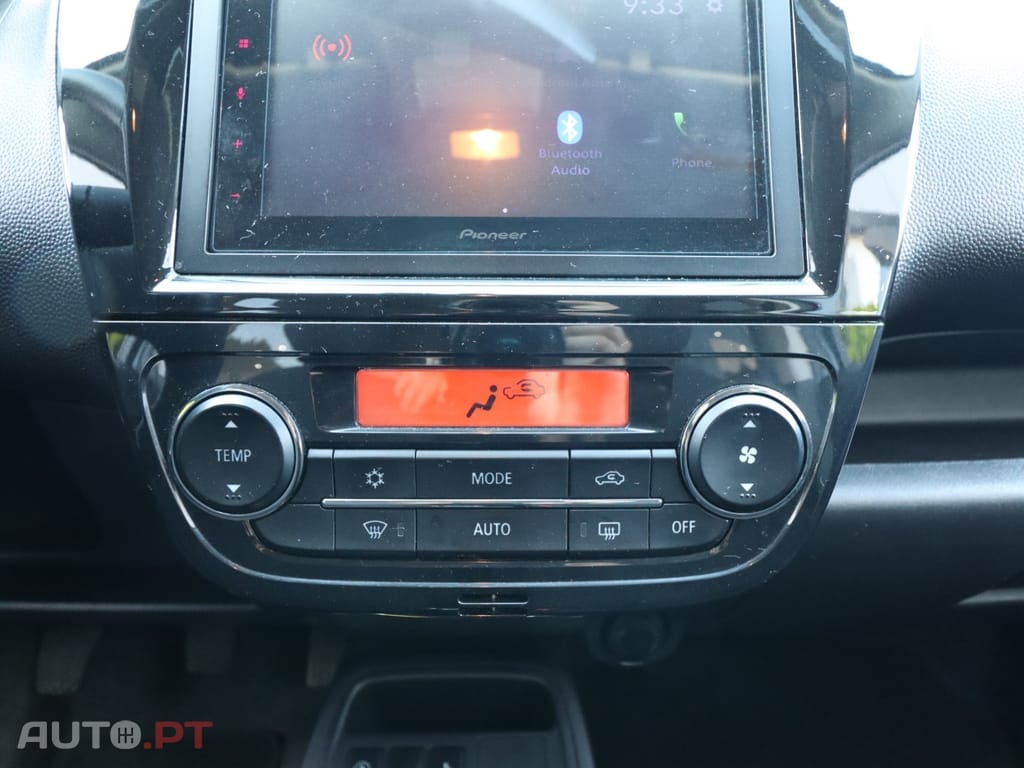 Mitsubishi Space Star 1.2 Conenect Edition