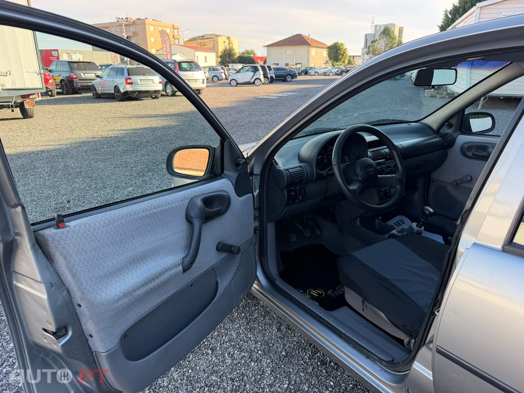 Opel Corsa 1.2 City