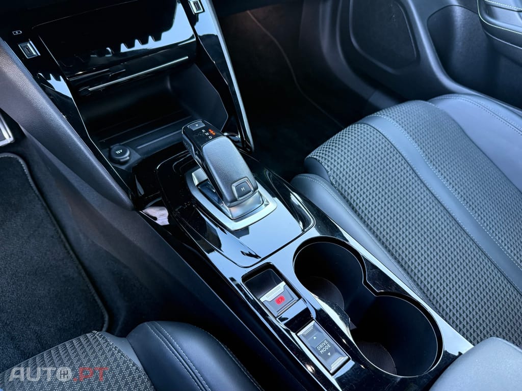 Peugeot 2008 1.2 PureTech GT Line EAT8