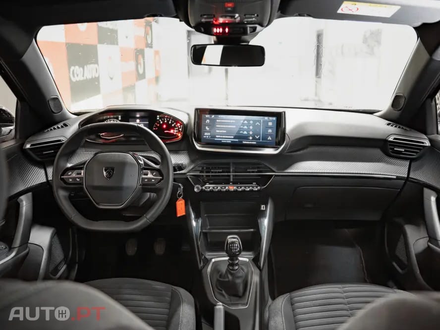 Peugeot 2008 1.2 PureTech Style