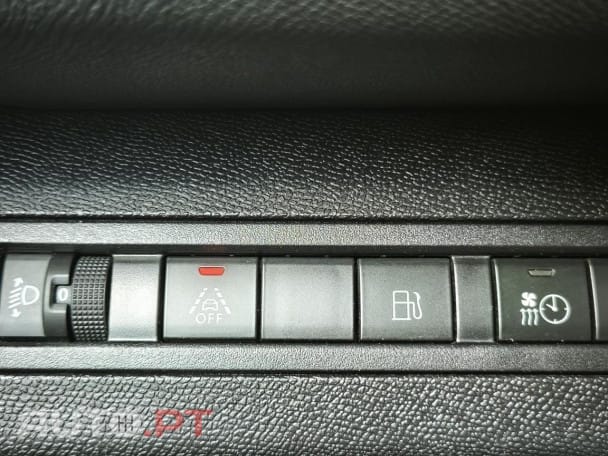 Peugeot 3008 1.6 Hybrid Allure Pack e-EAT8