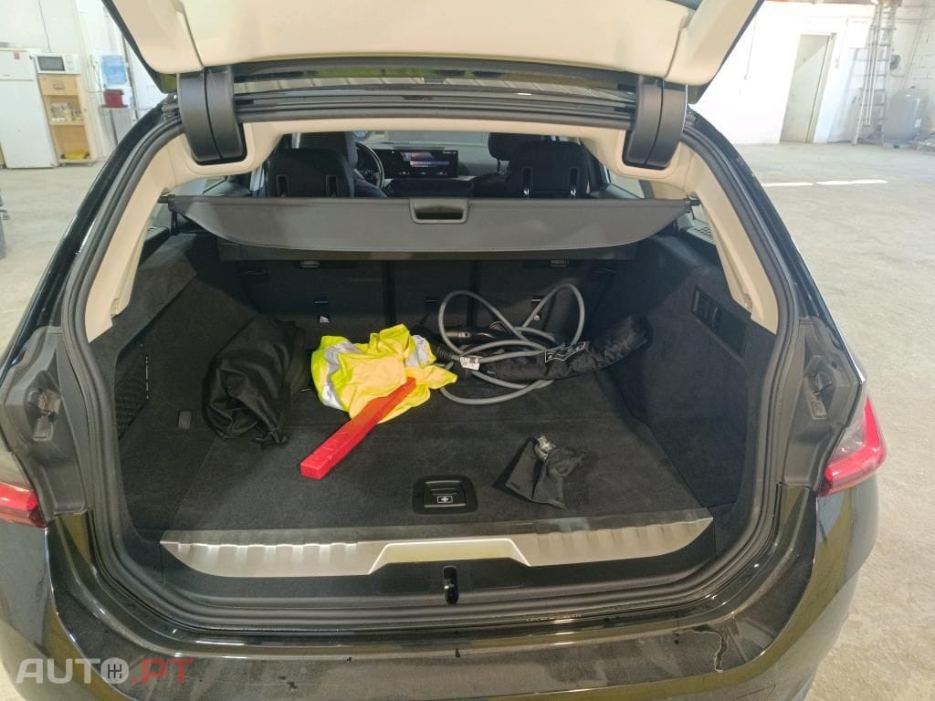 BMW 320 e Auto