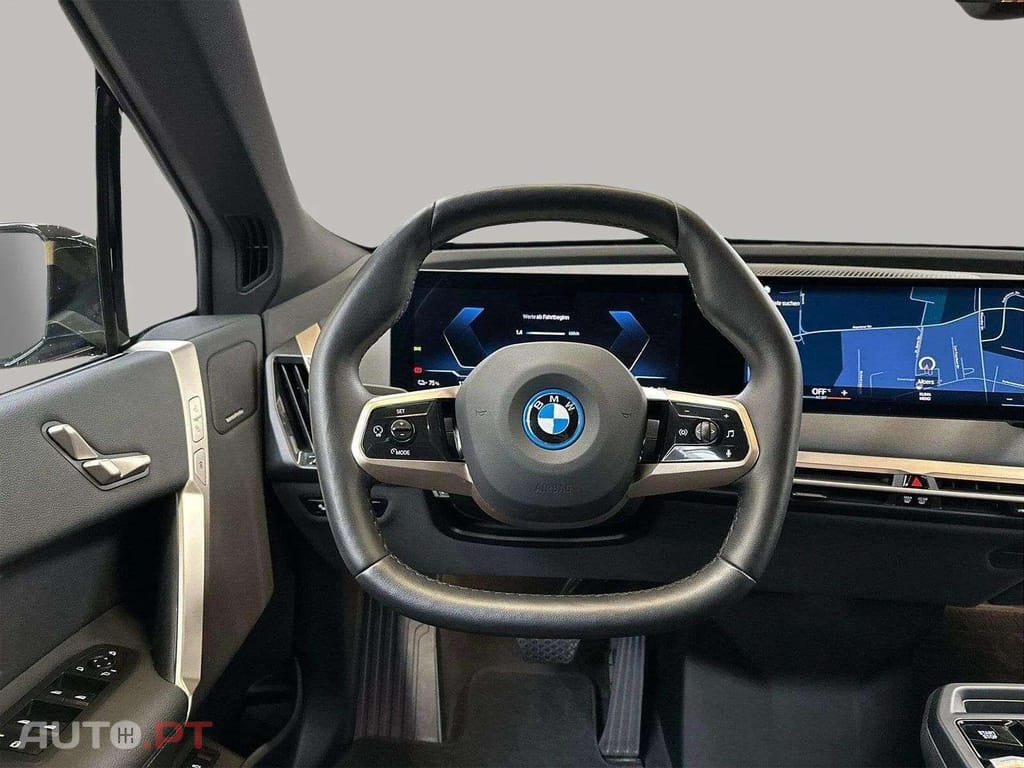 BMW iX xDrive40 I.V.A DEDUTÍVEL 
