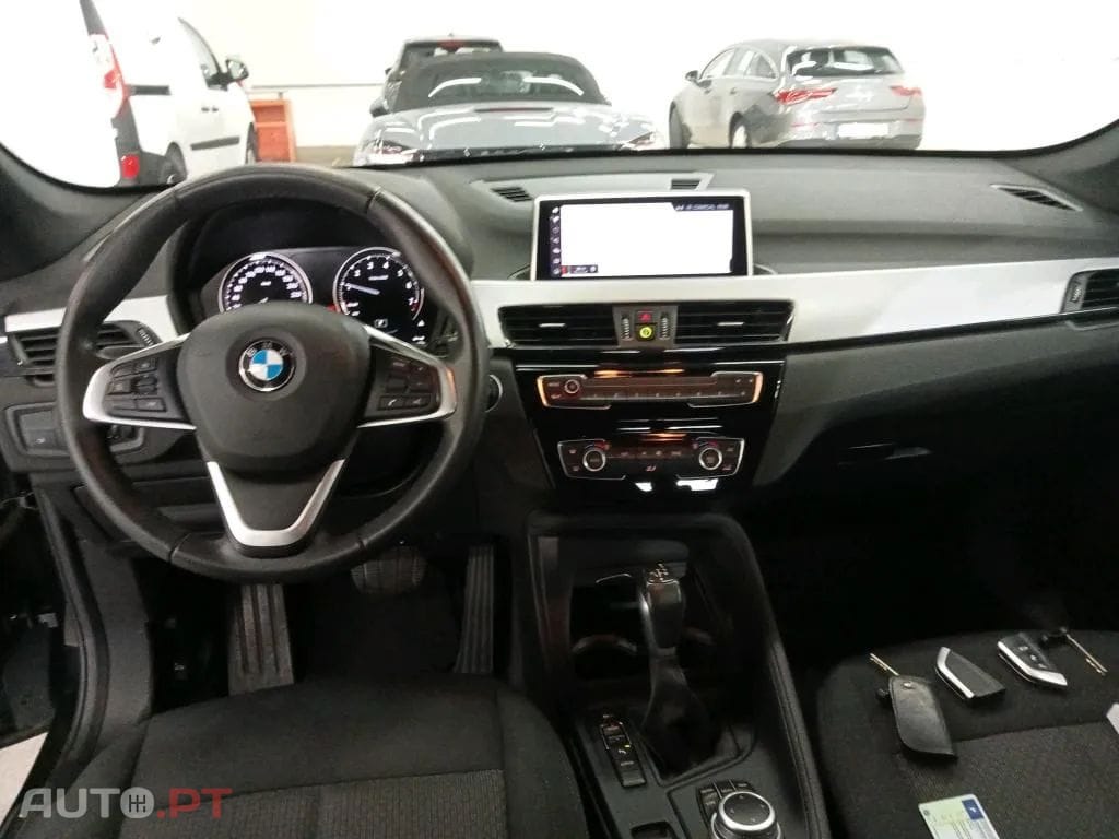 BMW X1 25 e xDrive Corporate Edition