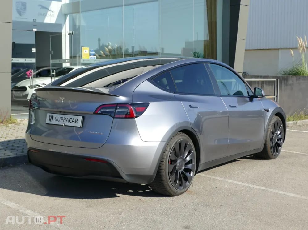 Tesla Model Y Performance Tração Integral