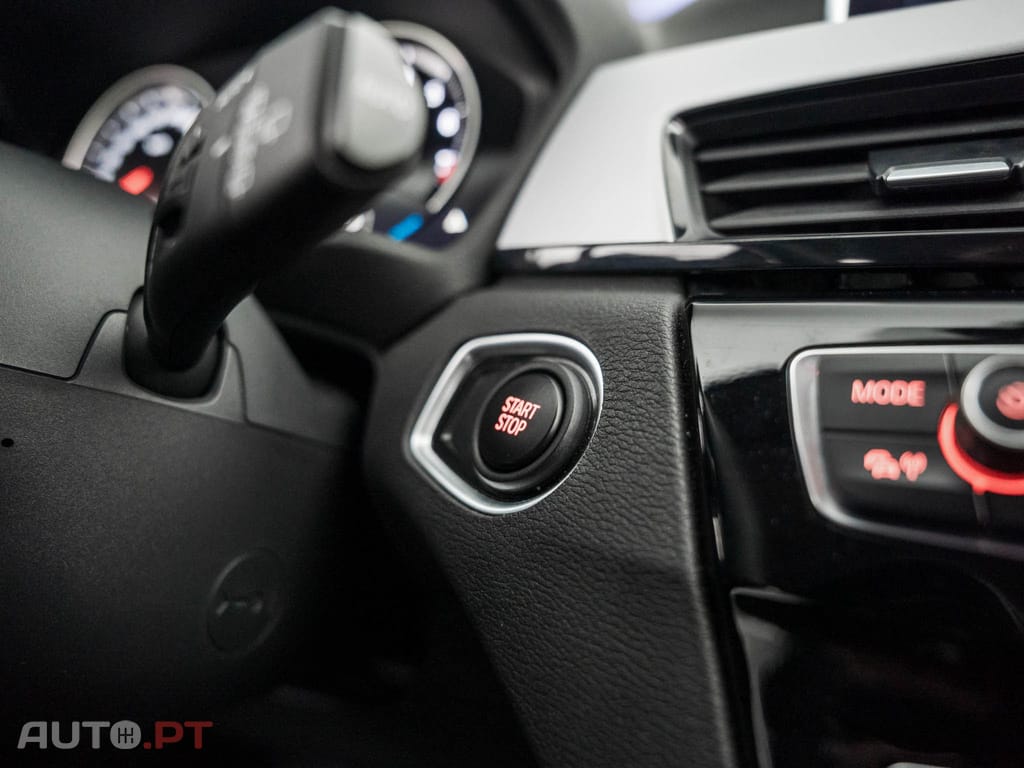 BMW X1 25 e xDrive Corporate Edition