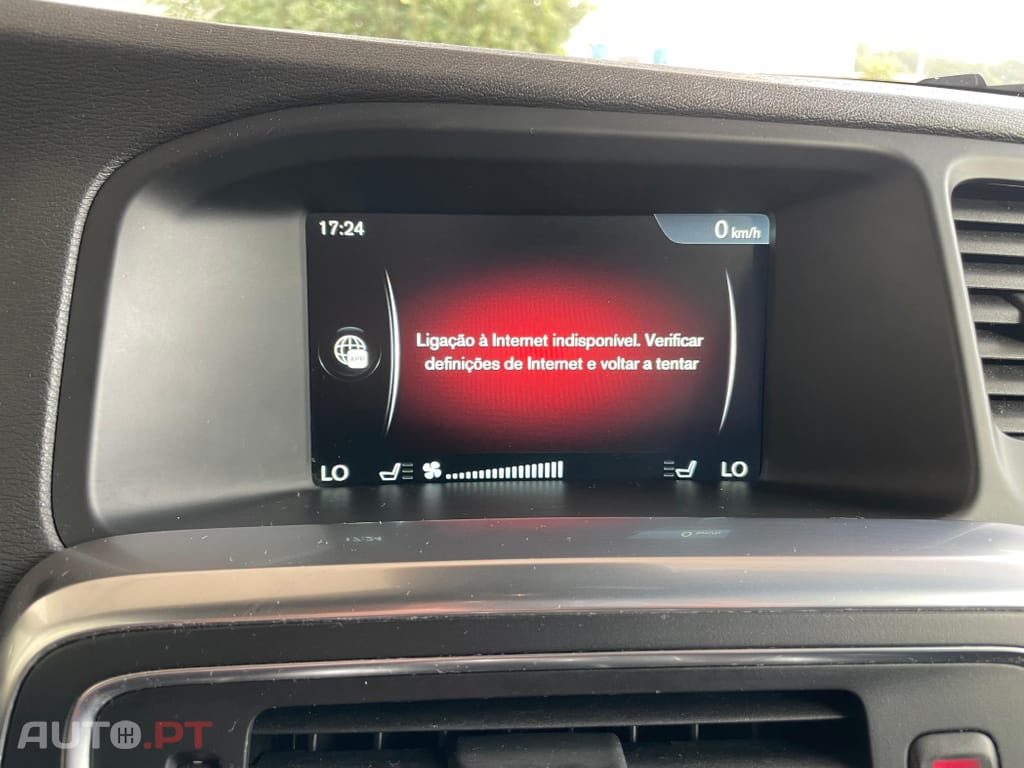 Volvo V60 2.4 D6 R-Design Momentum AWD Phev