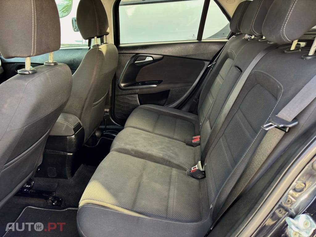Fiat Tipo 1.6 M-Jet Lounge JLL17