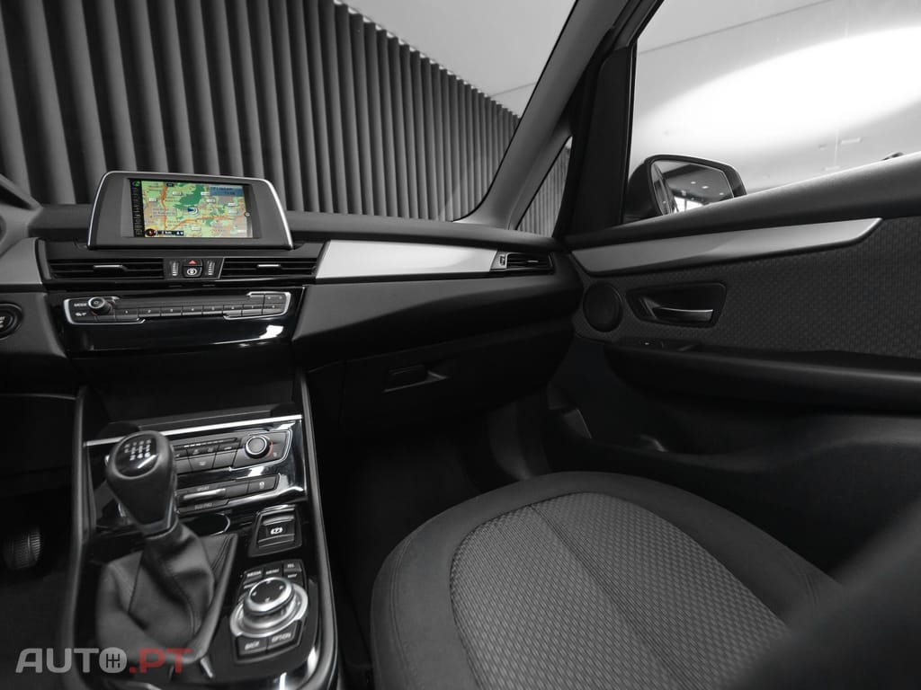 BMW 216 d Advantage