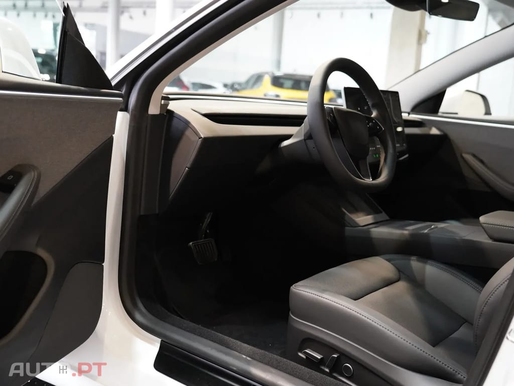Tesla Model 3 Highland