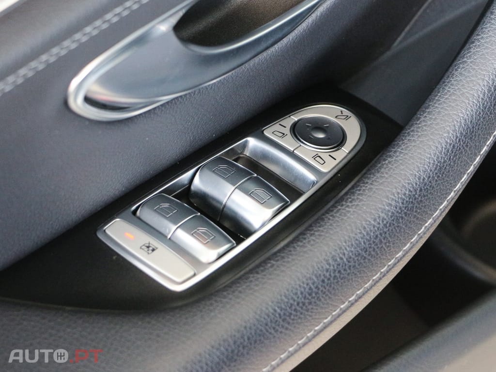 Mercedes-Benz E 300 de AMG Line