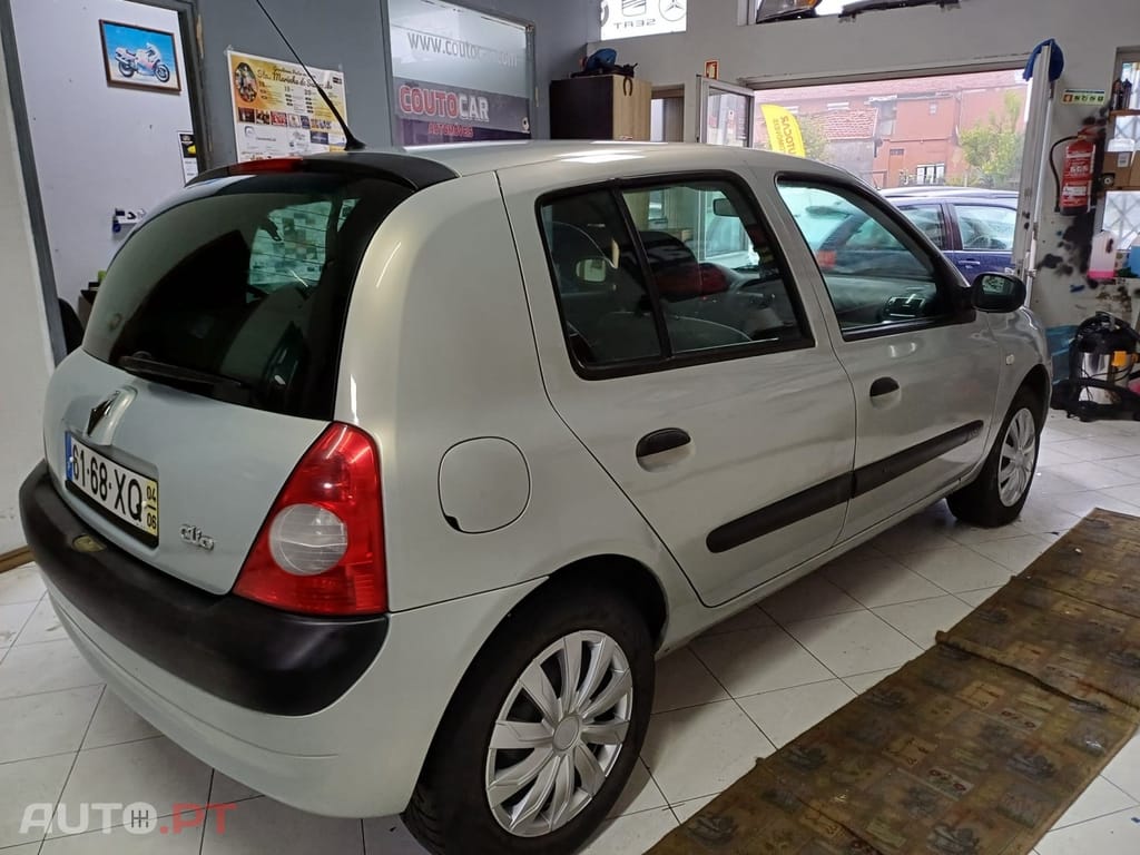 Renault Clio 1.2 16V Confort