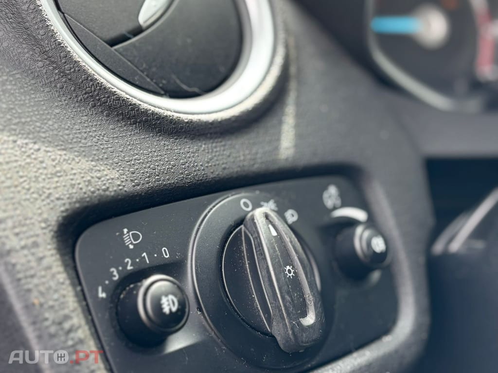 Ford Fiesta 1.0 T EcoBoost Titanium PowerShift