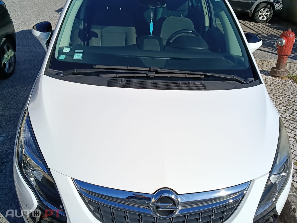 Opel Zafira Tourer
