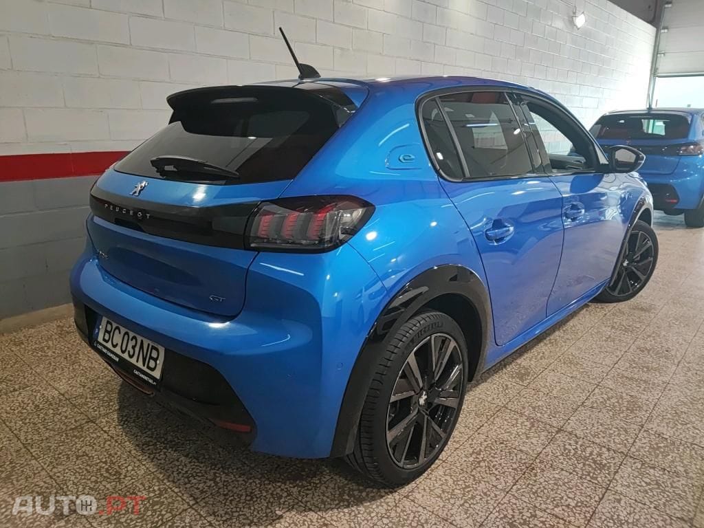 Peugeot E-208 50 kWh GT