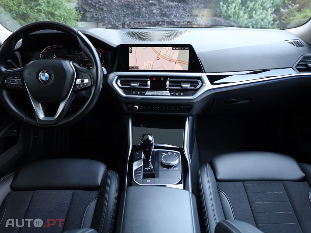 BMW 318 Touring Line Sport Auto