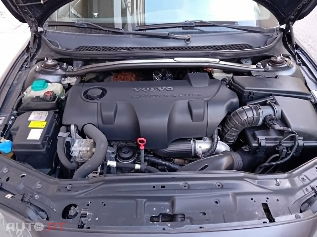Volvo S60 2.4D  163CV CX VEL manual  Nacional