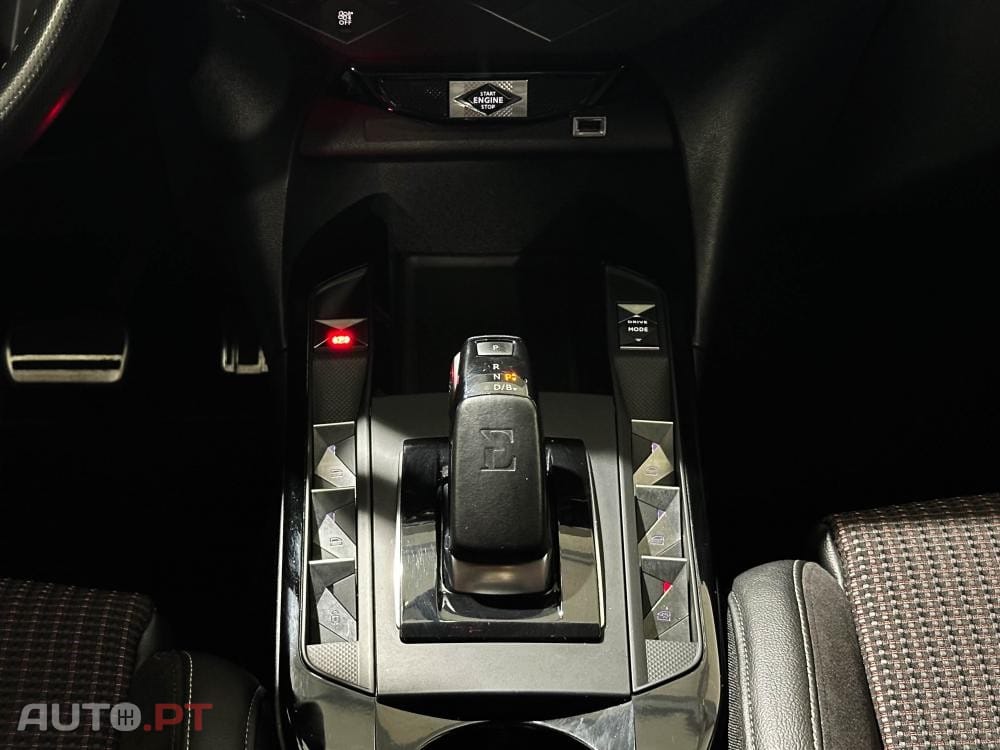 DS DS3 Crossback E-TENSE PERFORMANCE LINE