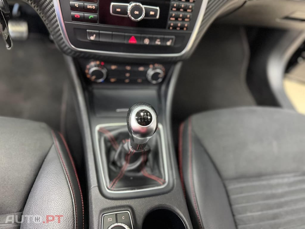 Mercedes-Benz A 180 Dynamic Edition