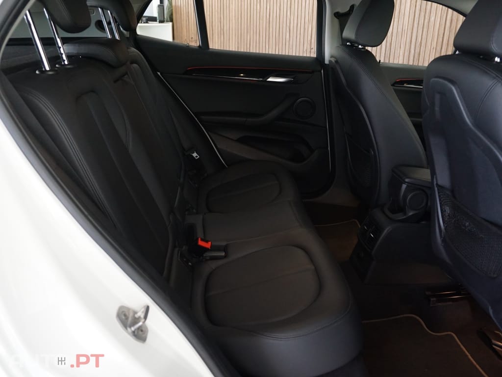 BMW X2 sDrive18d Aut. Advantage Plus