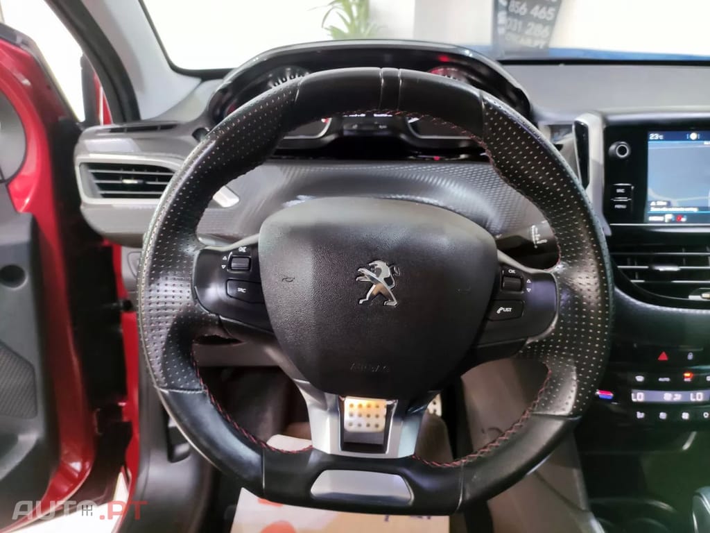 Peugeot 208 1.2 PureTech GT Line EAT6